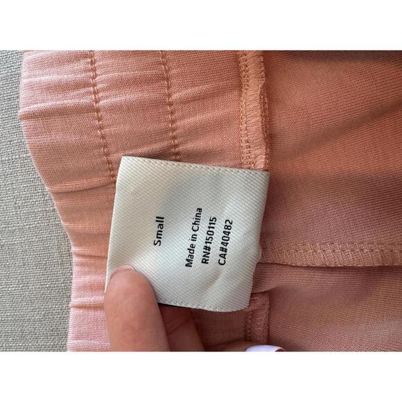 Varley DoubleSoft Ollie High Rise Shorts 3.5” Light Pink Small - Picture 5 of 6